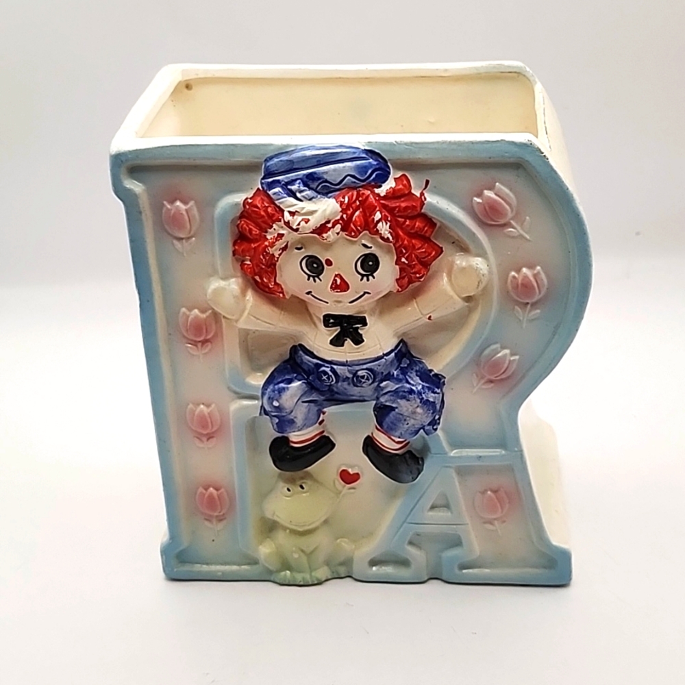 Vintage 1976 Baby Nursery Planter 5.5" X 5"
